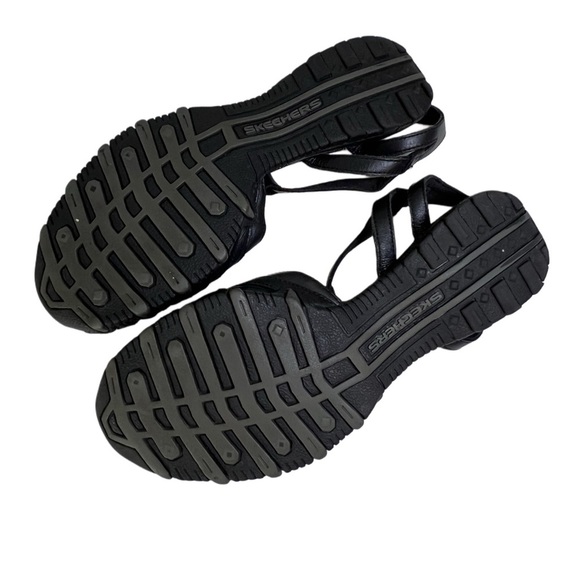 Skechers Black Genuine Leather Outdoor Flat Sandals Gorpcore 8.5 - Picture 10 of 11